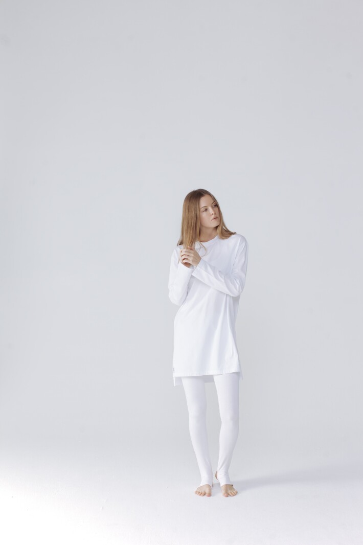 Футболка oversize с длинным рукавом