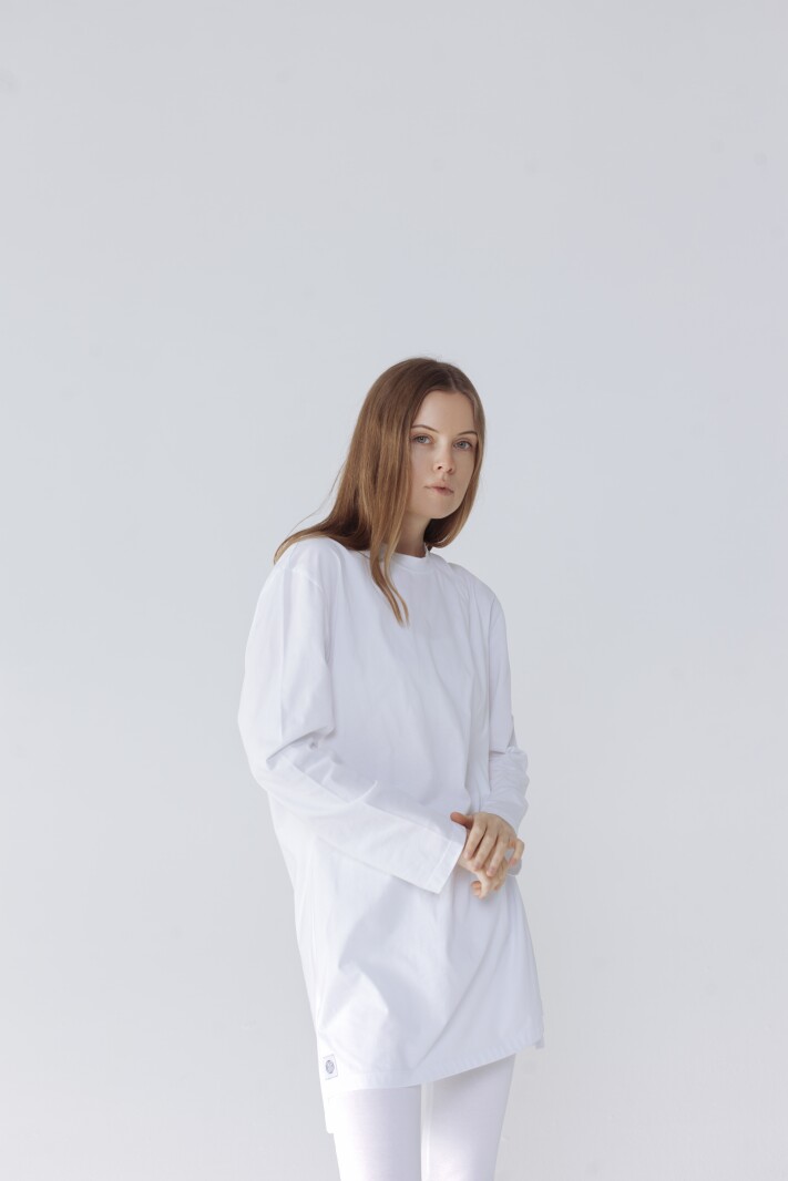 Футболка oversize с длинным рукавом